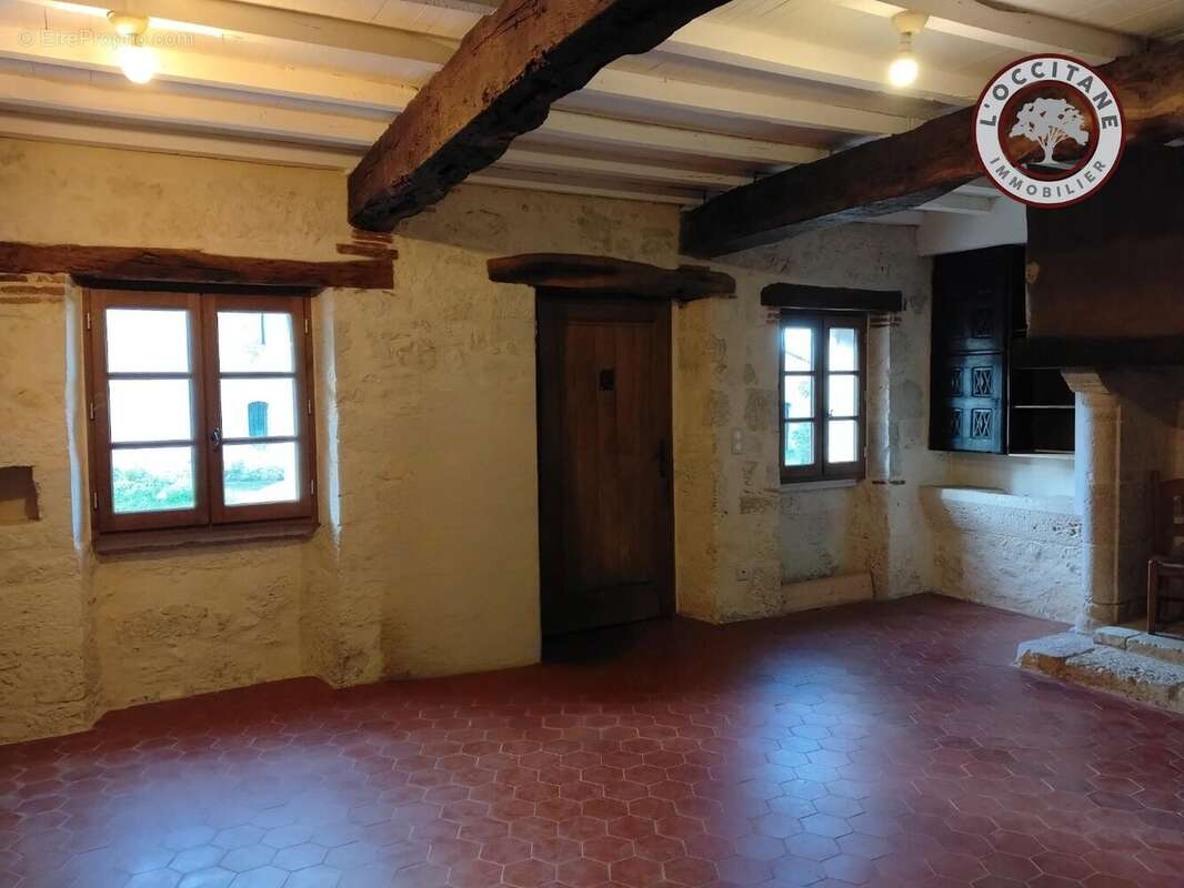 Maison à BEAUMONT-DE-LOMAGNE