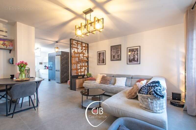 Appartement à BARBERAZ