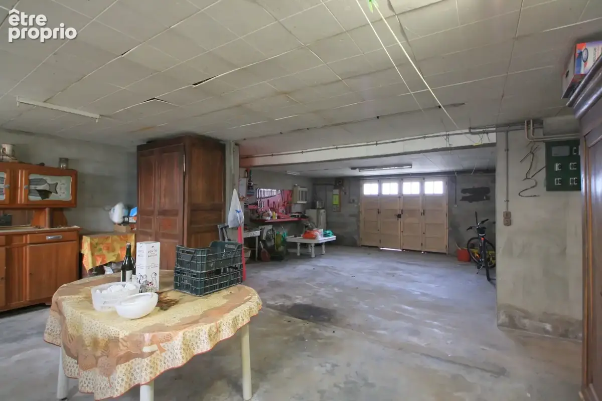 Maison 4 chambres, à proximité des commodités, élevée sur sous-sol - photo 4