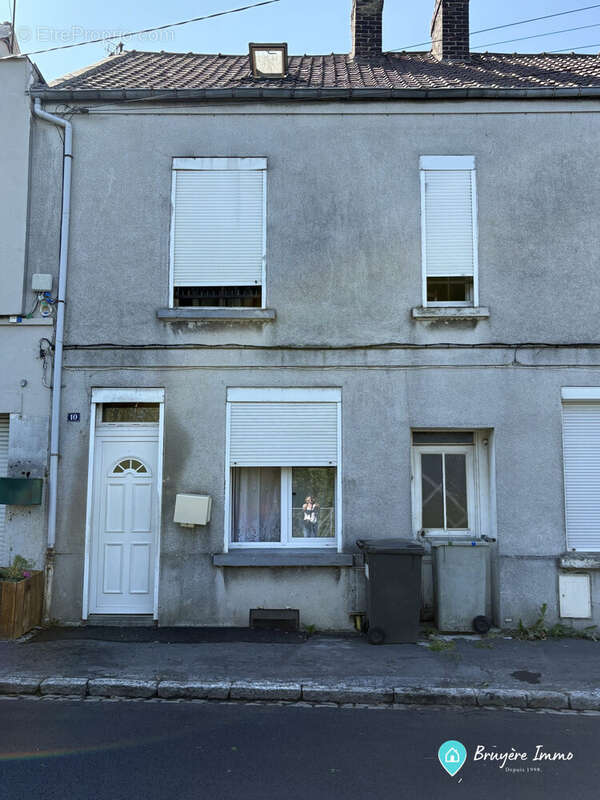 Maison à AULNOYE-AYMERIES