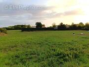 Terrain à CHAMPAGNE