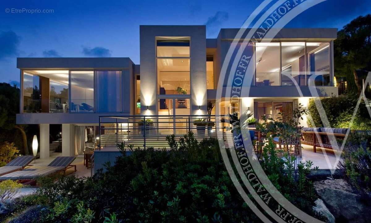 Maison à SAINT-JEAN-CAP-FERRAT