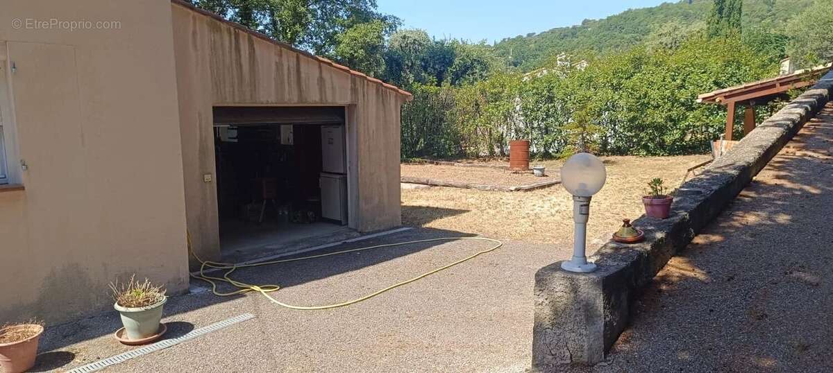 CABRIS – Villa individuelle de 158 m² sur terrain de 1 400 m² - photo 5
