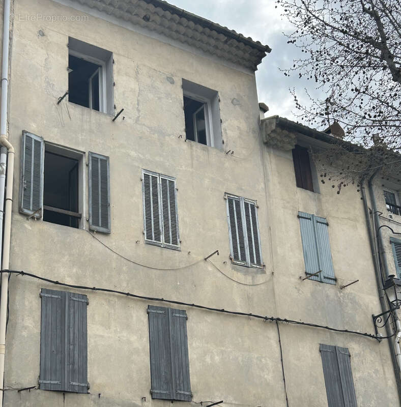 Appartement à BARJOLS