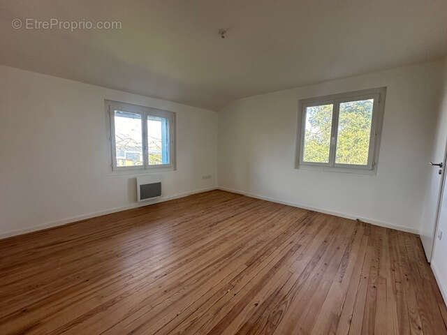 Appartement T3 , 61 m2, entièrement rénové avec jardin - photo 18