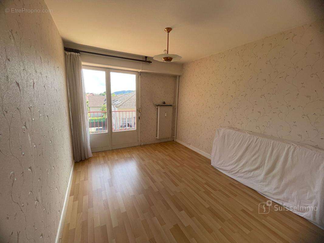 Valdoie,  spacieux appartement T4  très lumineux avec balcon et garage - photo 9