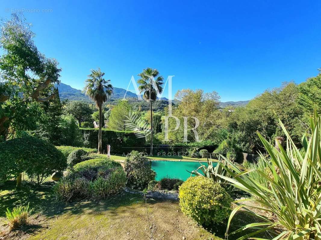 Villa Provençale avec Vue Panoramique sur Le Massif de L'Estérel et Le Golf De Barbossi - photo 2