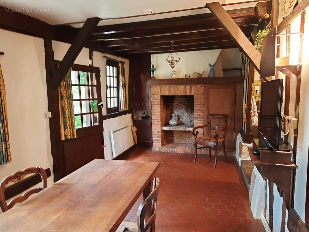 Maison à CANY-BARVILLE