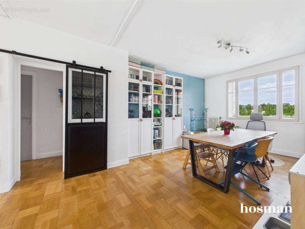 Appartement à TASSIN-LA-DEMI-LUNE