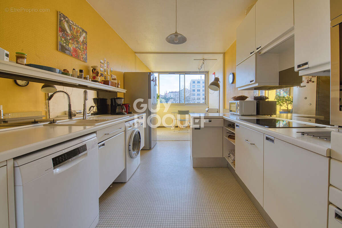 Appartement à LYON-4E