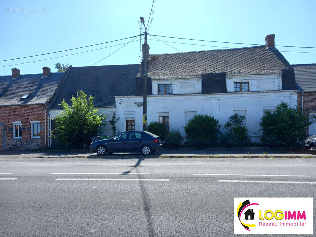 Maison à ENGLEFONTAINE