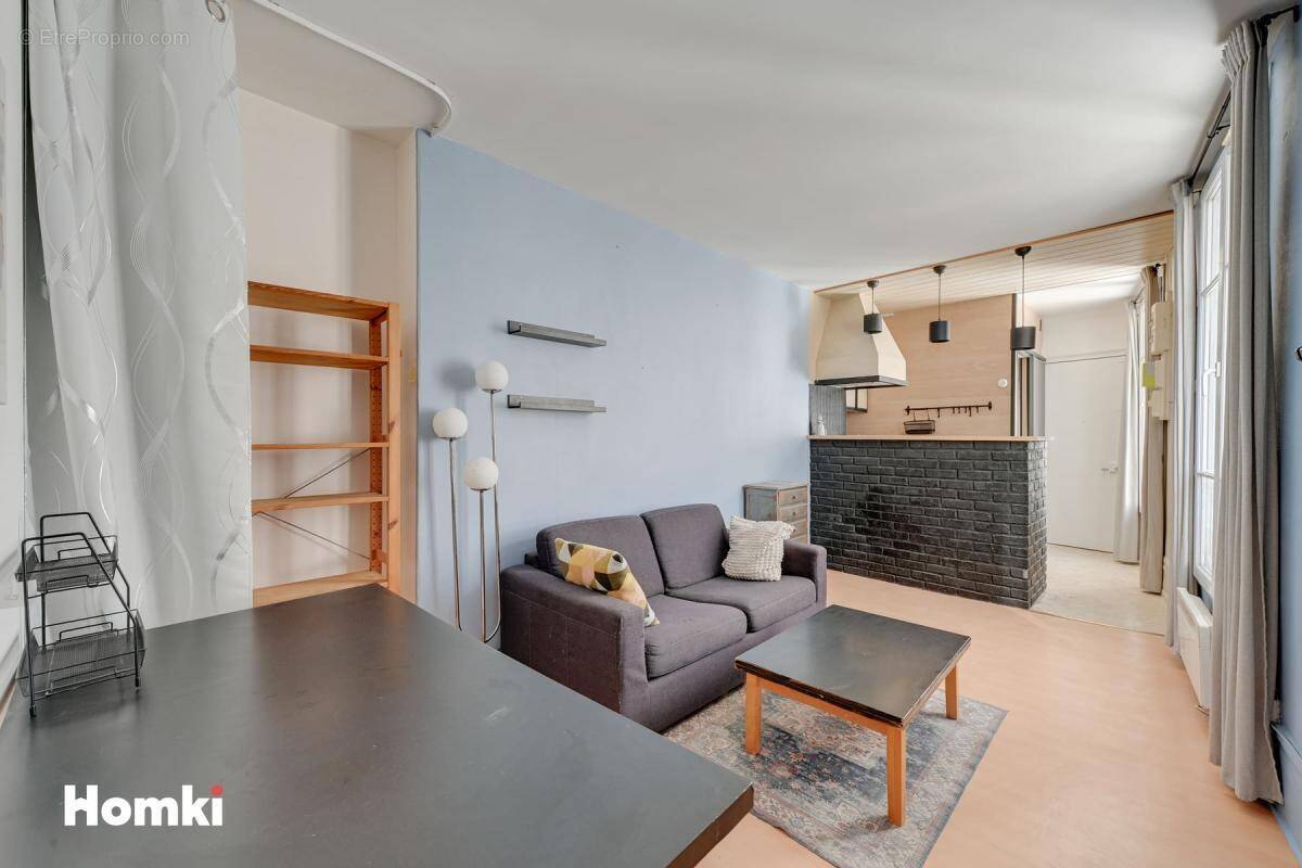Appartement à PARIS-15E