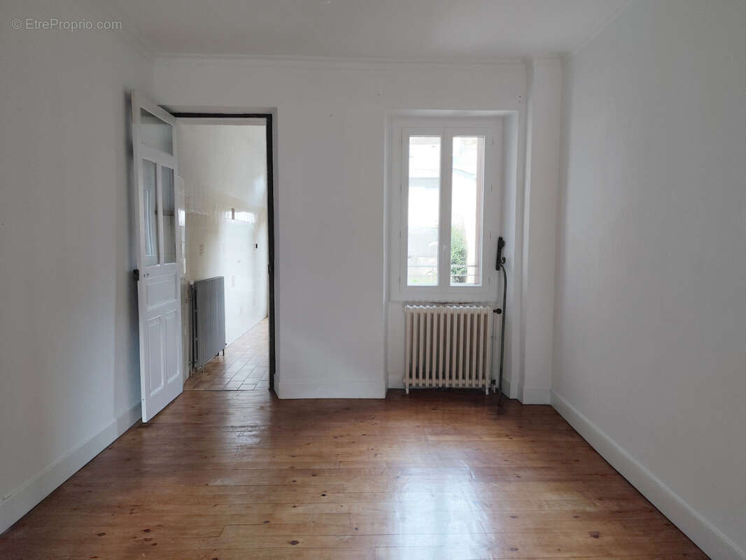 Maison à BAGNERES-DE-LUCHON