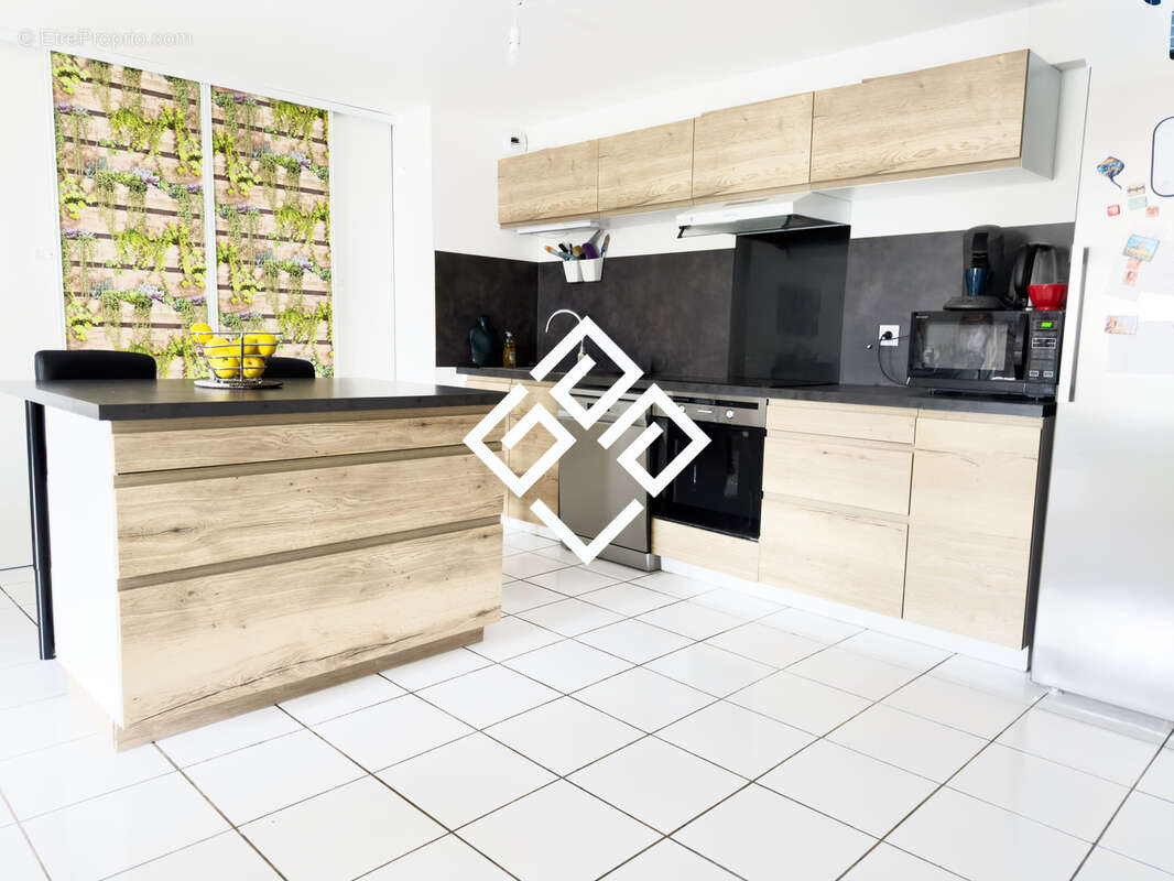 Appartement à LEZIGNAN-CORBIERES