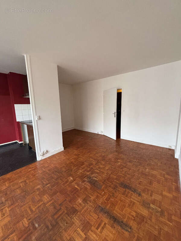 Appartement à PARIS-19E