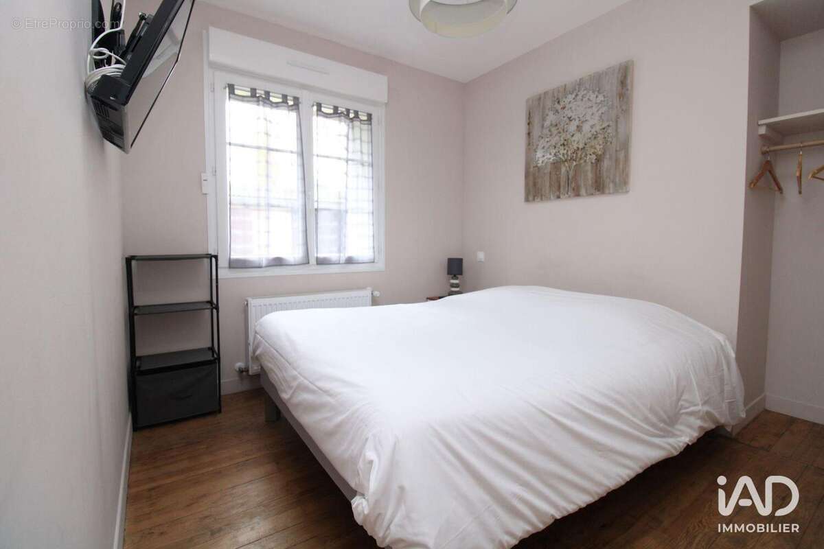 Photo 6 - Commerce à CHAUMONT-SUR-LOIRE