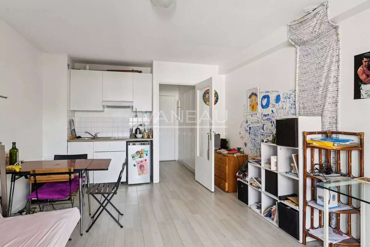 Appartement à PARIS-19E