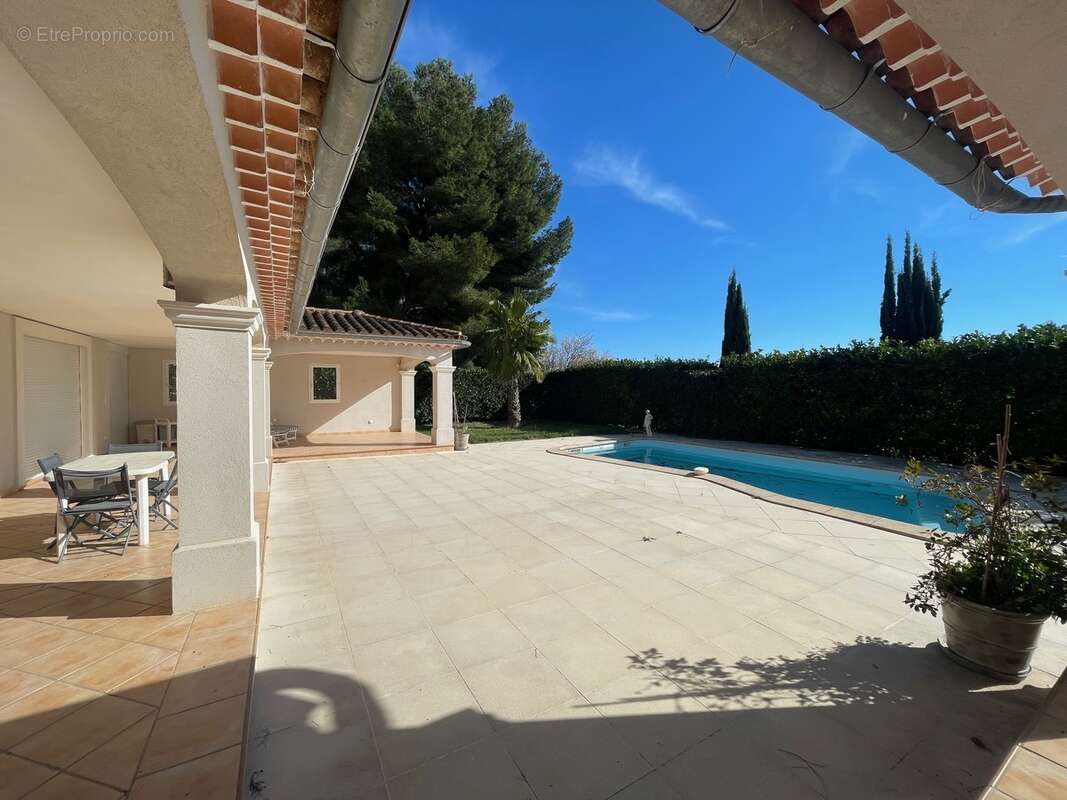 Maison à SANARY-SUR-MER