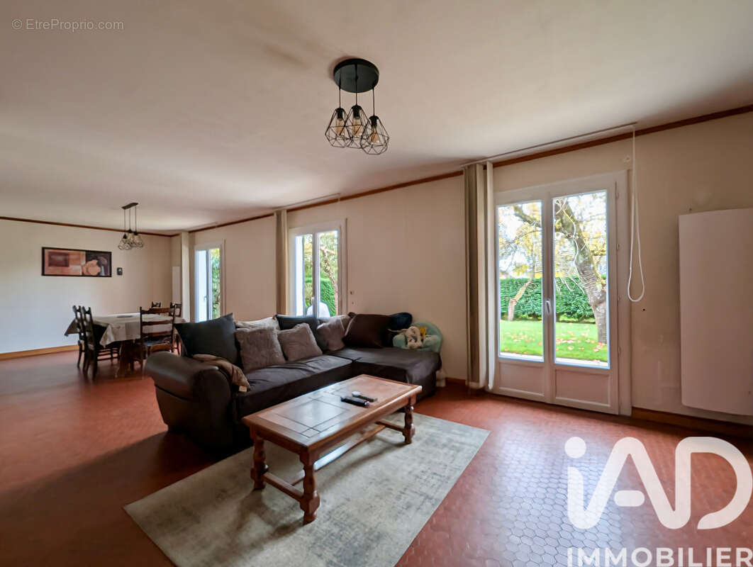 Photo 2 - Maison à CORBREUSE