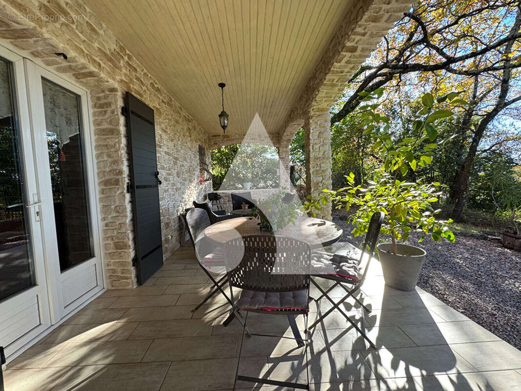 Maison à SAINT-HIPPOLYTE-DU-FORT