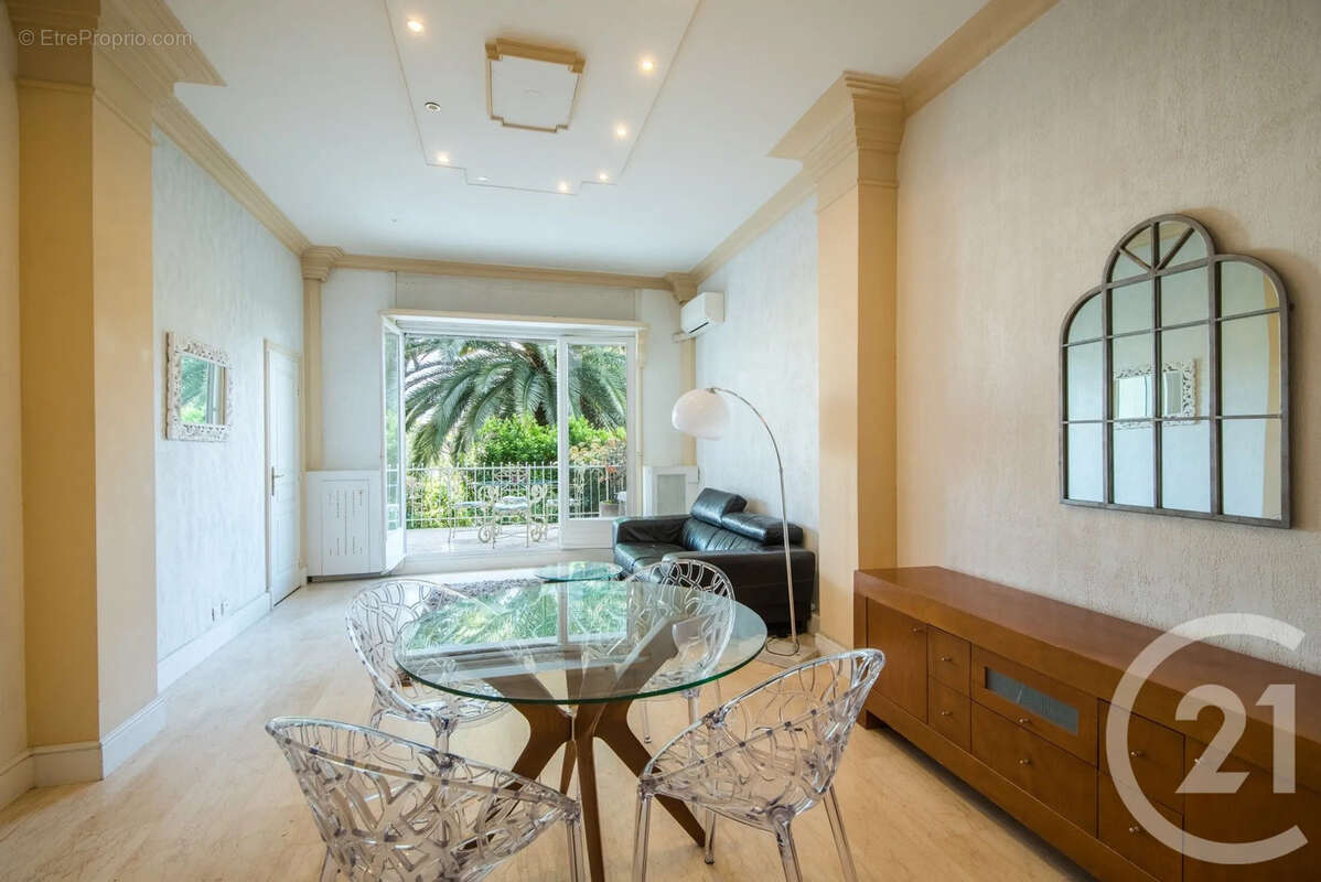 Appartement 74 m² à Nice  - photo 3