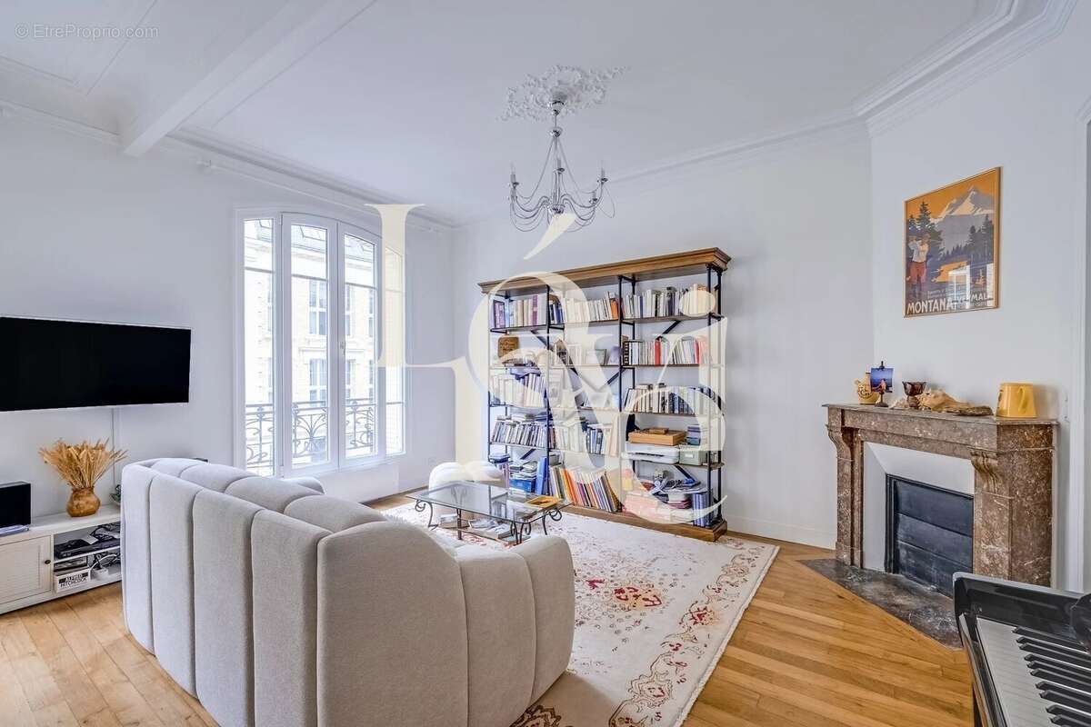 Appartement à PARIS-5E