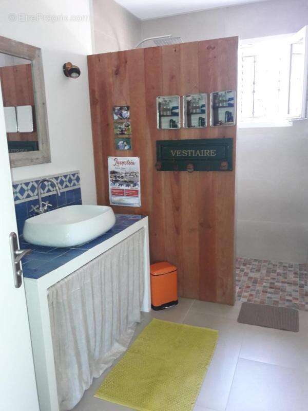 GUJAN-MESTRAS – Maison de plain-pied sur une magnifique parcelle de 3 044 m² - photo 3