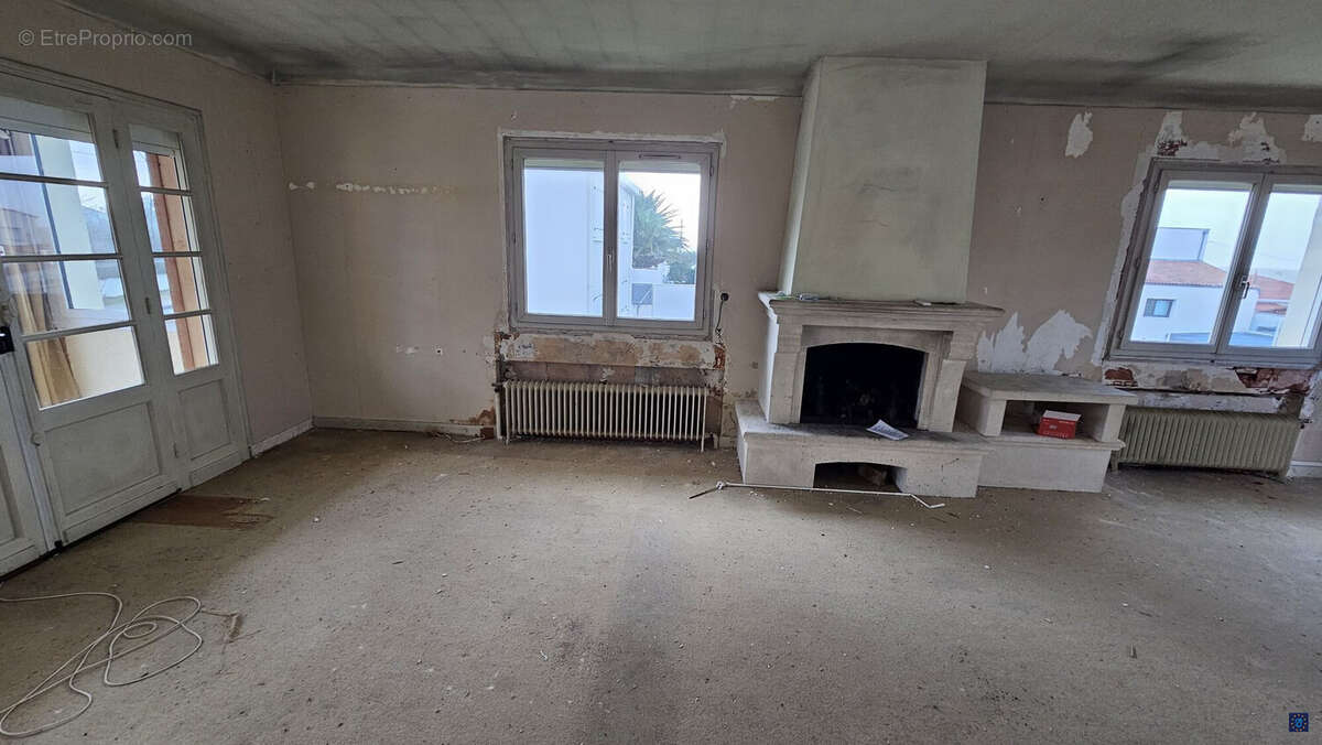 Maison à SAINT-GEORGES-DE-DIDONNE