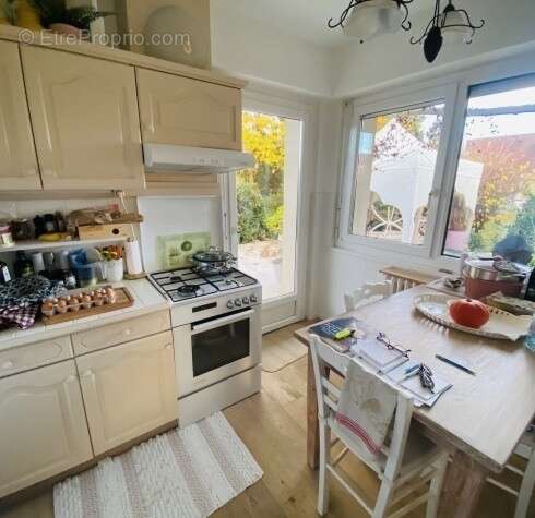 Maison à VILLE-LA-GRAND