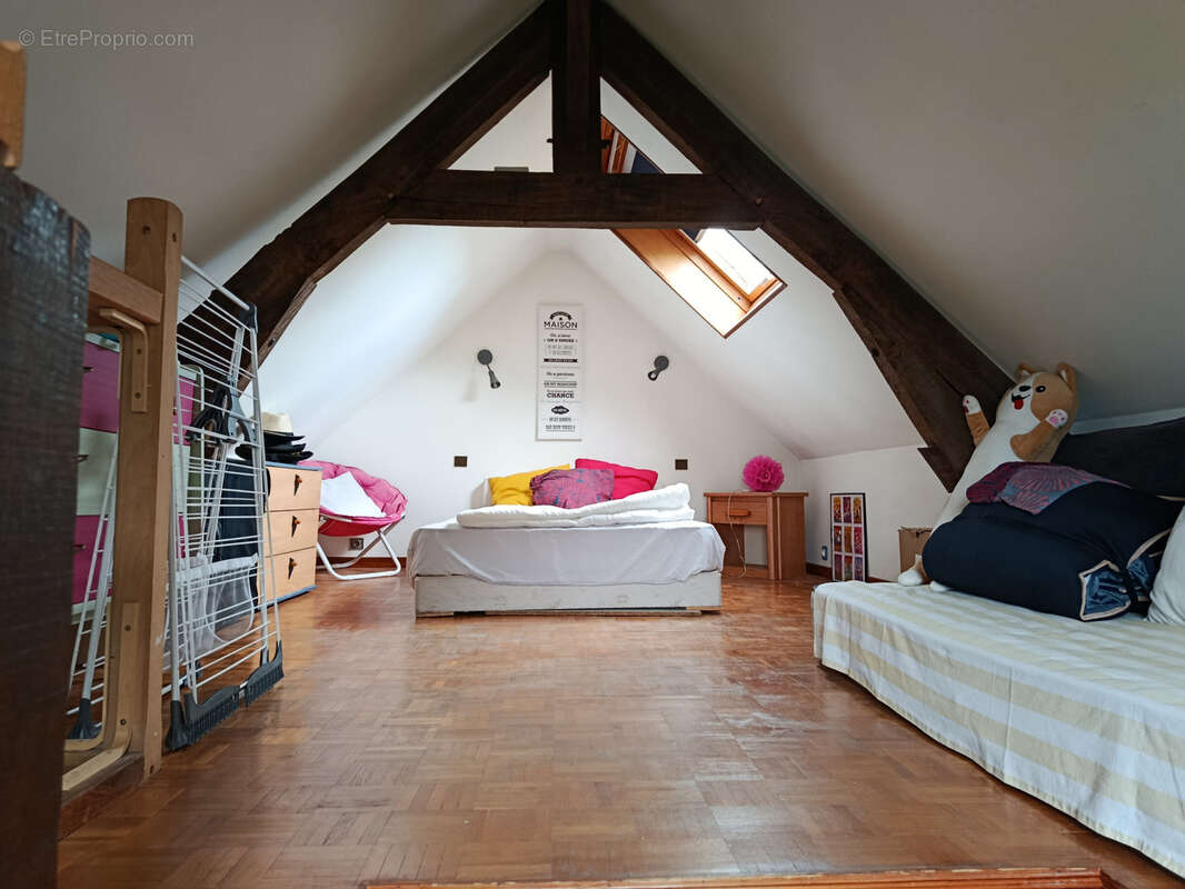 Maison à NERONDES