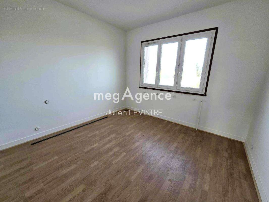 Maison à FONTENAY-SUR-EURE