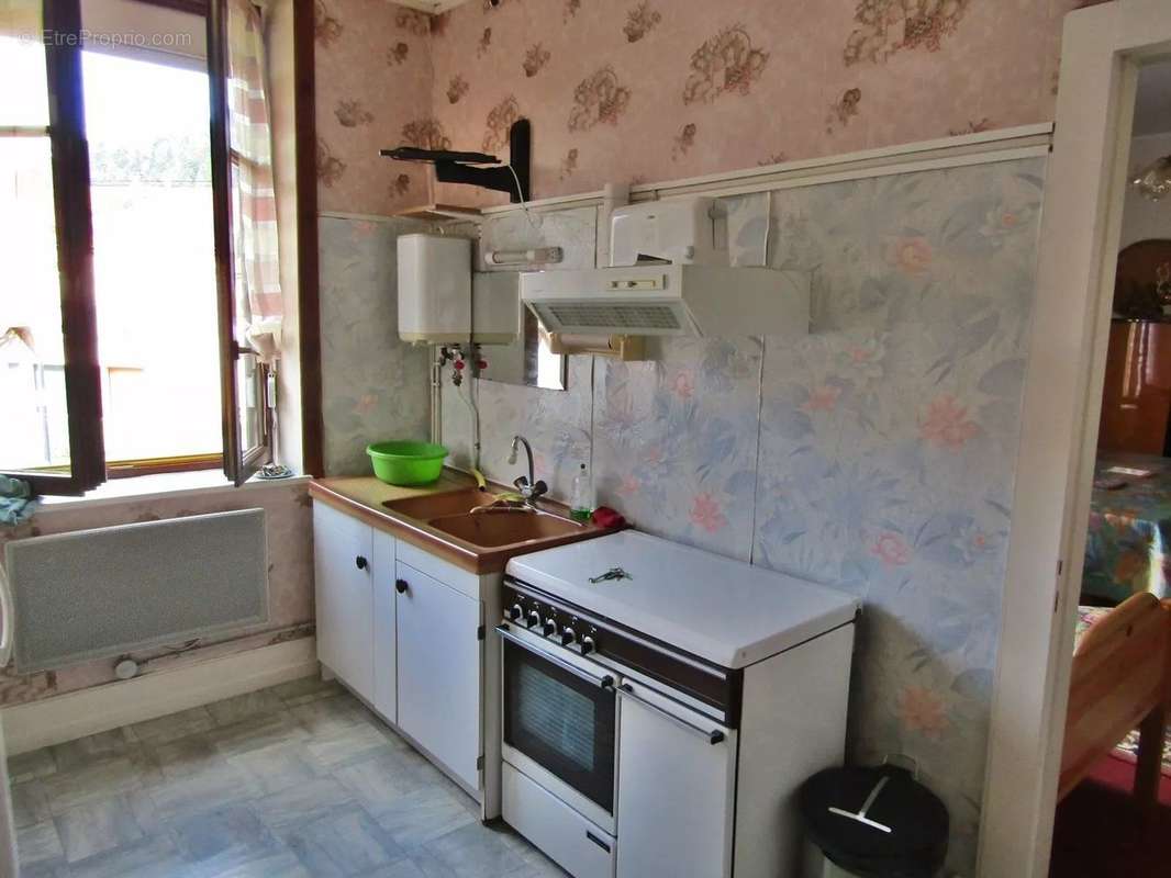 Appartement à CELLES-SUR-PLAINE