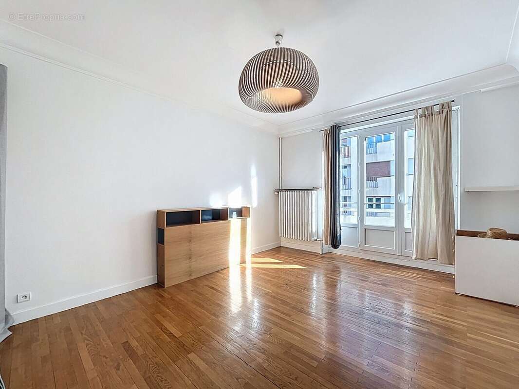 chambre parentale - Appartement à GRENOBLE