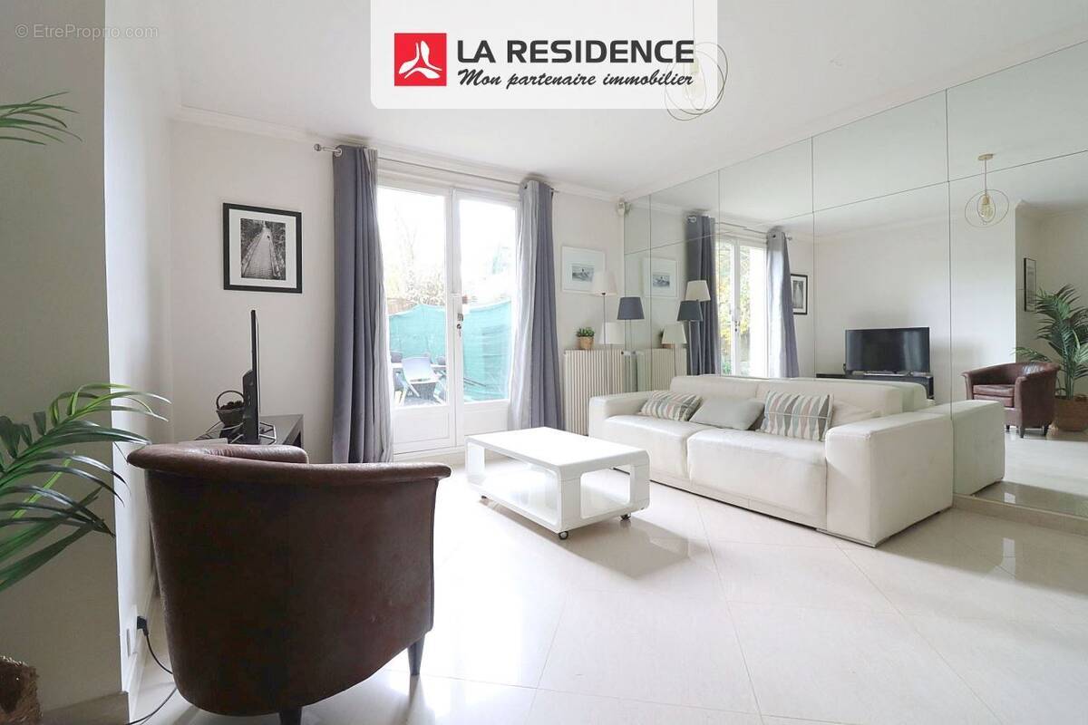 Appartement à VERSAILLES