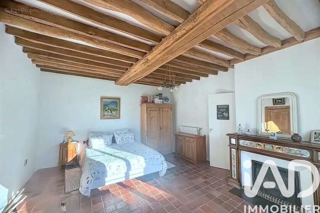 Maison 150 m² à Flacy  - photo 5