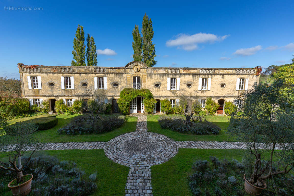 Maison à AIGNAN