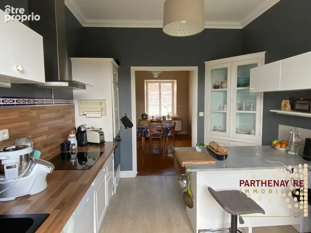 Maison 7 pièces 167 m² à vendre à Parthenay (79200) - photo 8