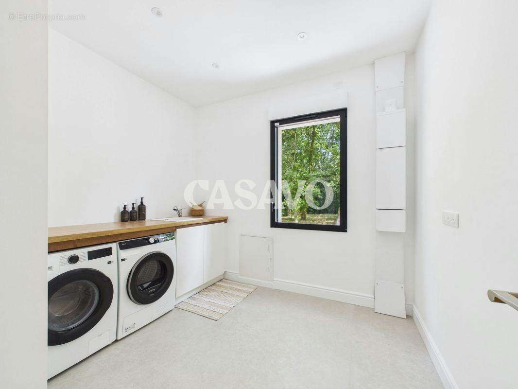 Vente Maison 5 pièces de 152m² - 33850 Léognan - photo 12