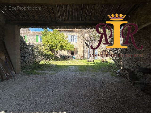 Maison à LAGNES