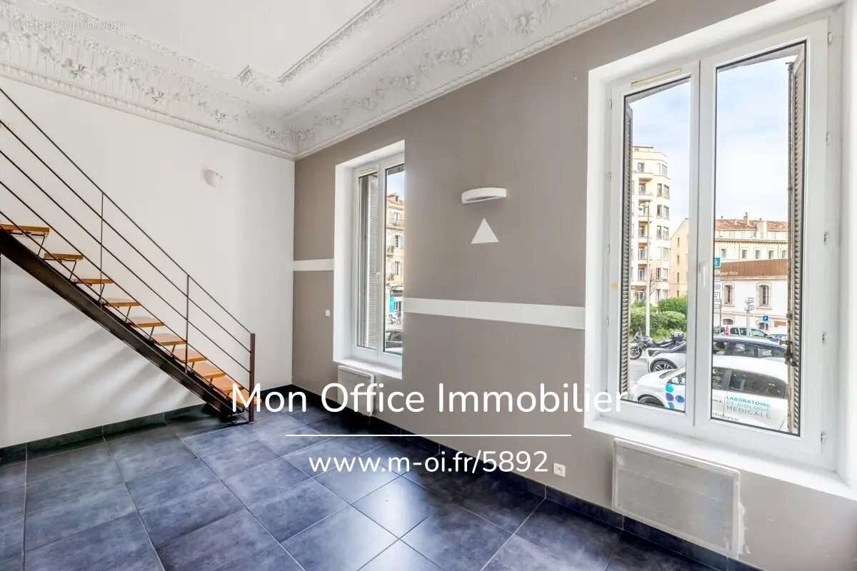 Appartement à MARSEILLE-6E