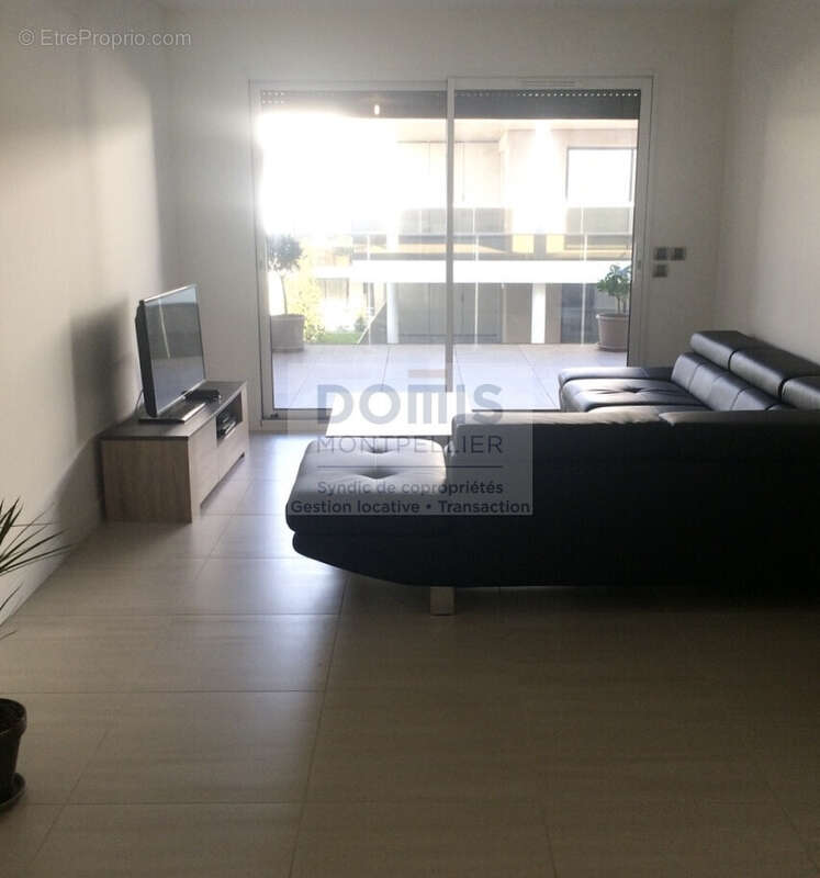 Appartement à LATTES