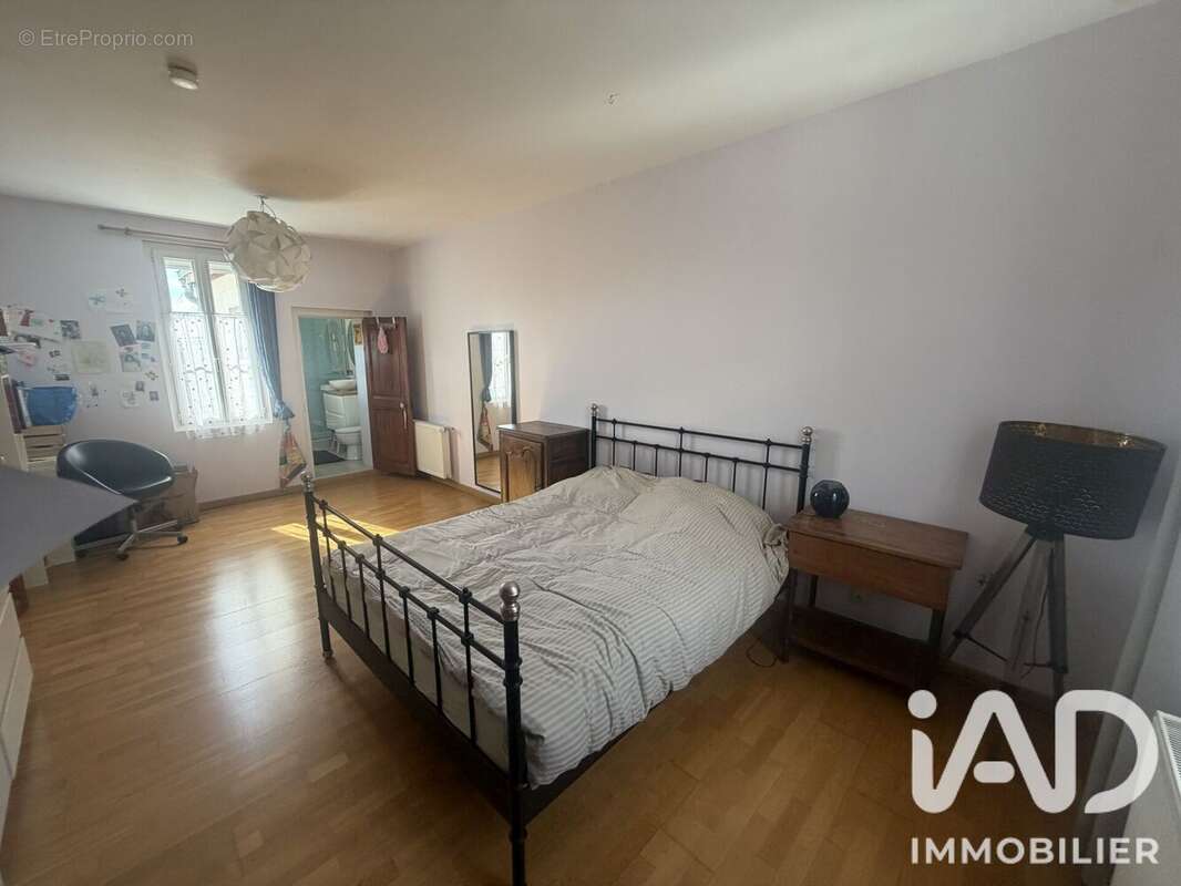 Maison 105 m² à Tours  - photo 5