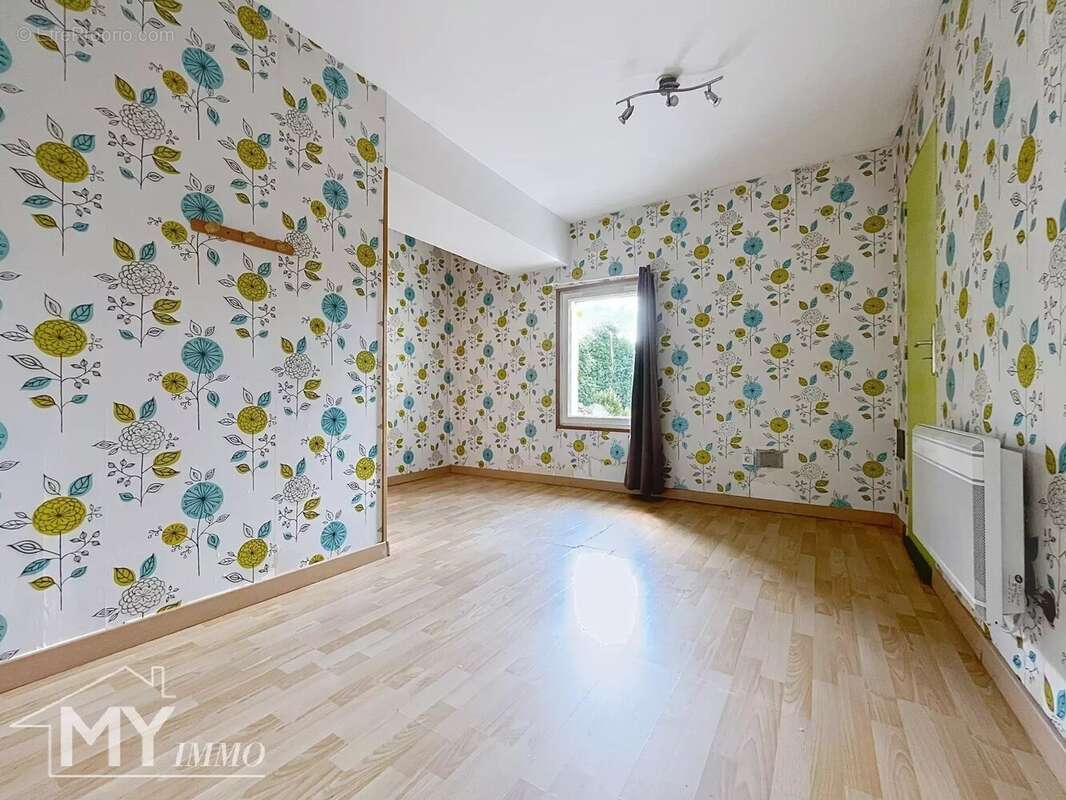 Maison à SAINTE-RADEGONDE