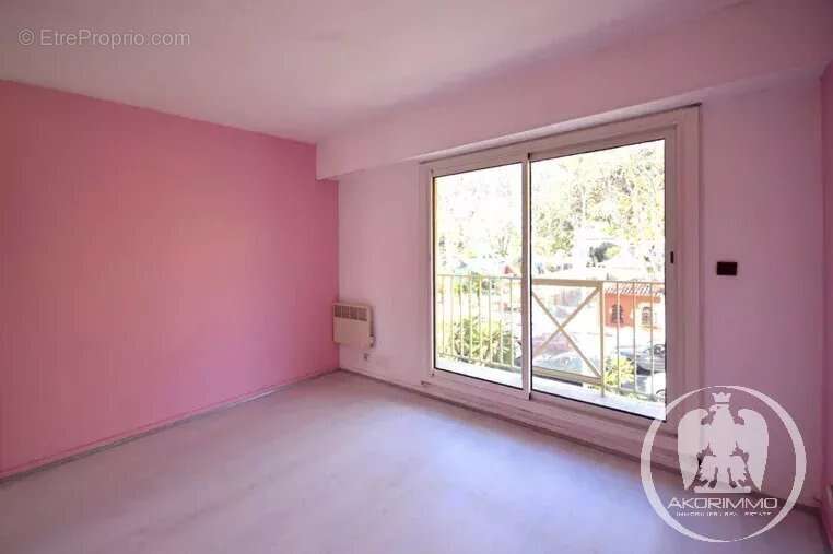 Appartement à MENTON