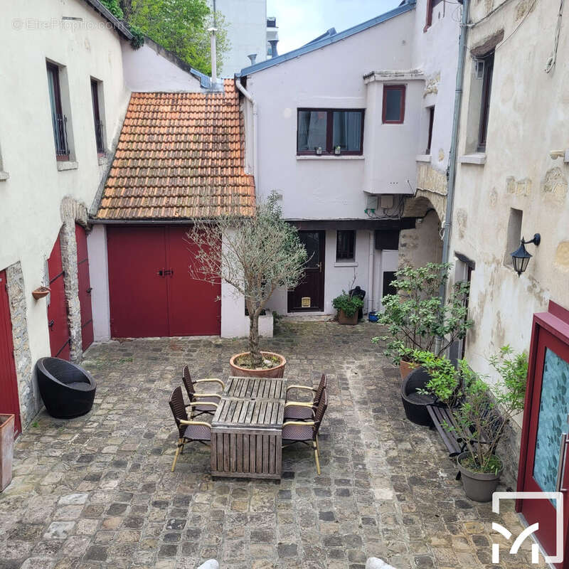 Appartement à BOUGIVAL