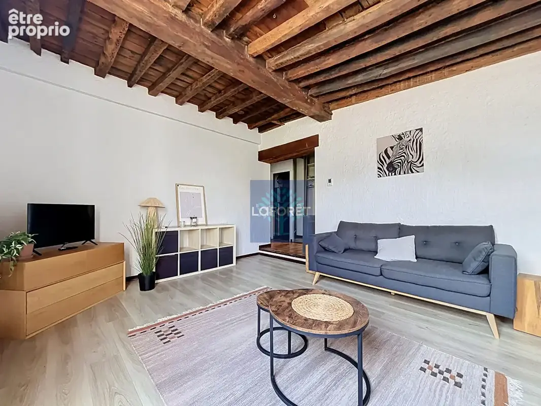 Appartement  Vieux Lille - Place des Archives - T2 - 55m2 - photo 3