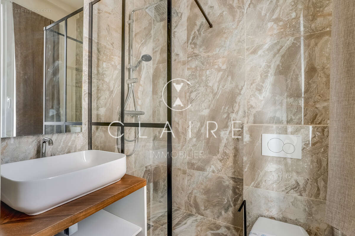 Appartement à PARIS-3E