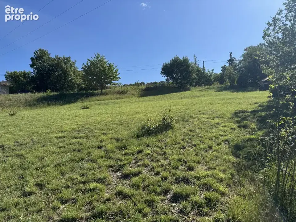 Terrain 1000 m² à Noyers-Sur-Jabron  - photo 1