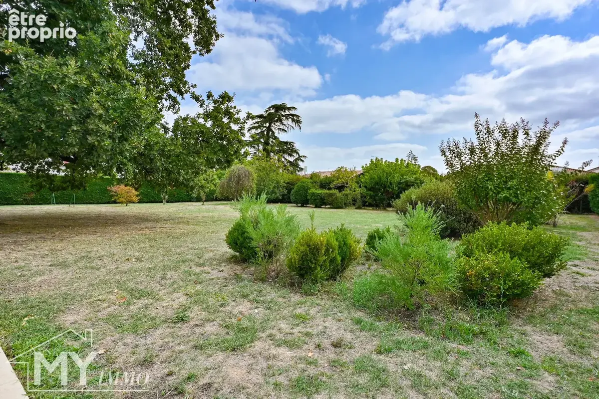 MARMANDE : Villa de standing avec jardin piscine et trois garage. - photo 25