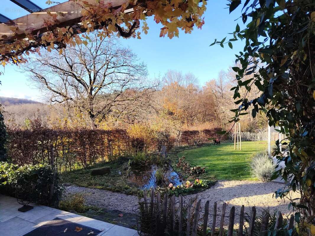 Maison à LA BASSE-VAIVRE